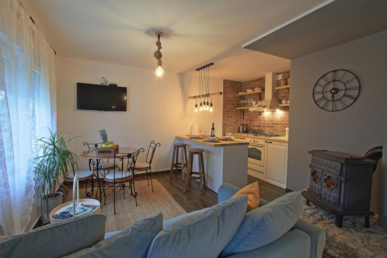 Holiday Home Bulog Sinac Экстерьер фото